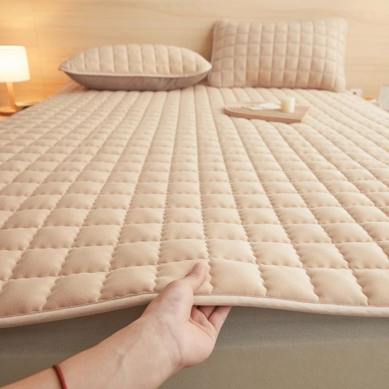 Waterproof Mattress Pads Foldable Bed Cover for Home Hotel Solid Color Mattress Cover Protector Non-Slip Breathable Bedding Mat