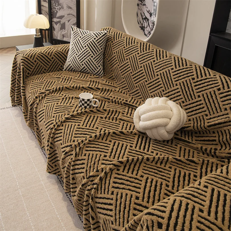 Fleece Plush Sofa Cover Cloth Thickne Anti-Slip Sofa Towel Geometric Style Couch Seat Cushion Cover Full Coverage Velvet Blanket
