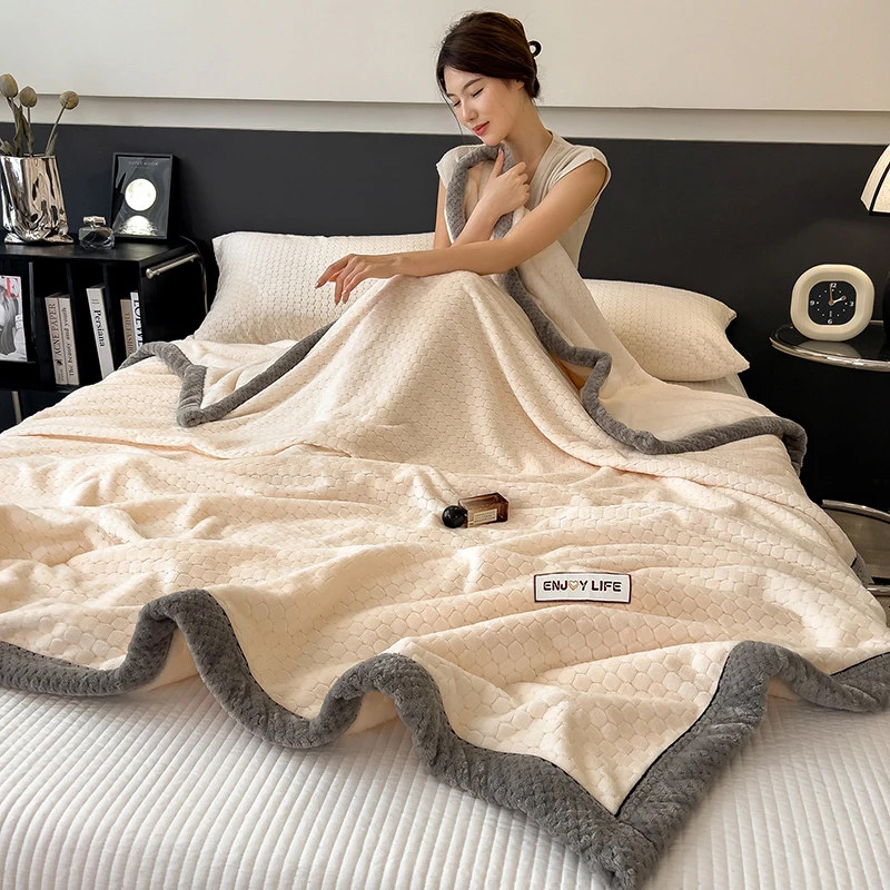 Turtle Velvet Autumn Winter Thicken Warm Blankets for Bed Soft Fluffy Coral Velvet Sofa Blanket Jacquard Throws and Blankets