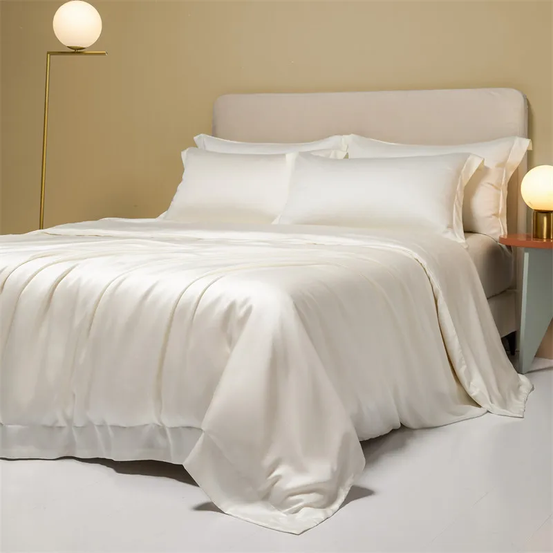 Luxury Bedding 100% Bamboo Duvet Cover 1PC Soild Colors Single Queen King Bed Cover Quilt Cover Soft Comfort Cool Summer Cooling